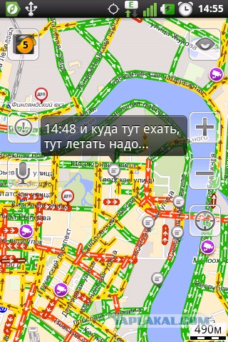 Чем занимаются москвичи в пробках...