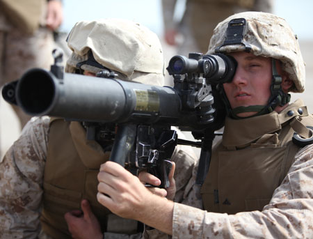 РПГ сжигает американские танки.