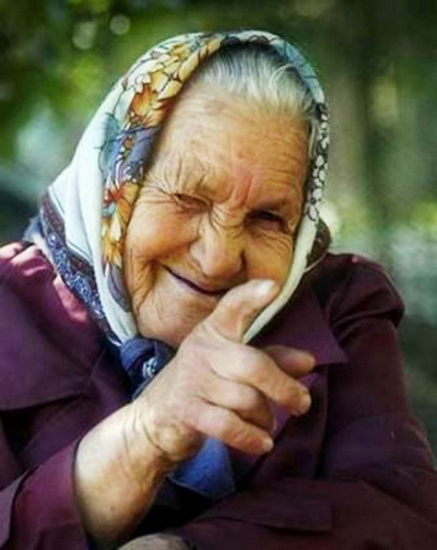 «Никаких проблем, деньги платите — переведу». Голос из 90-х Леонид Володарский согласился озвучивать голливудские премьеры