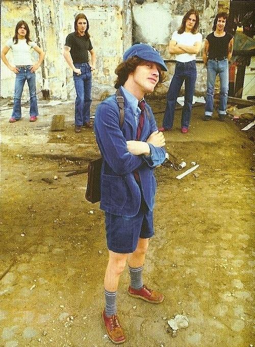 Музыка и музыканты: AC/DC-подробная история