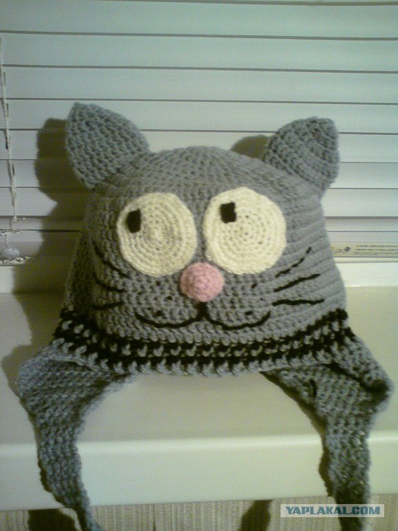 Кото-свитер