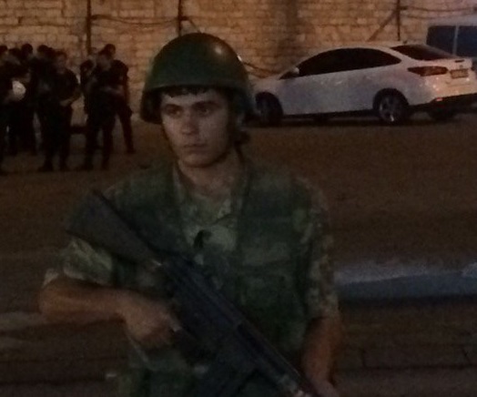 В Анкаре стрельба и попытка военного переворота