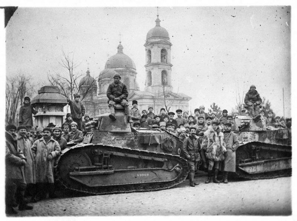 Чёрно-белых фотографий с подписями вам в ленту!