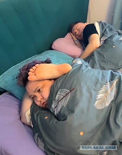 Поздний ужин сильной независимой женщины