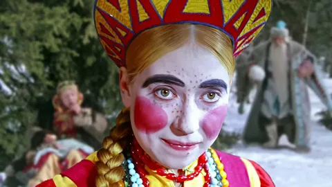 Новые веяния: зумеры массово зовут на свадьбу баянистов вместо диджеев