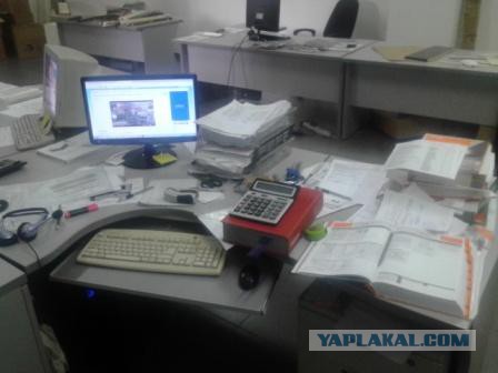 Откуда в мастерской столько хлама и откуда он берется?