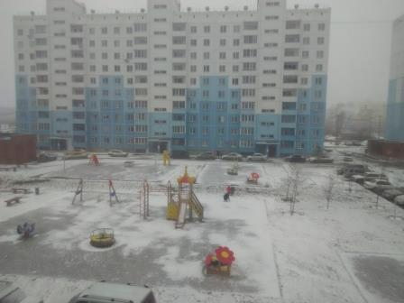 А за окном...