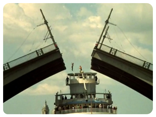 «Невероятные приключения итальянцев в России»… 10 занятных фактов о съёмках фильма