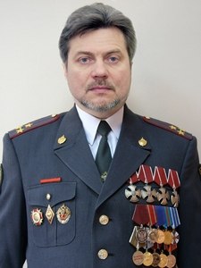 Полковник полковнику рознь