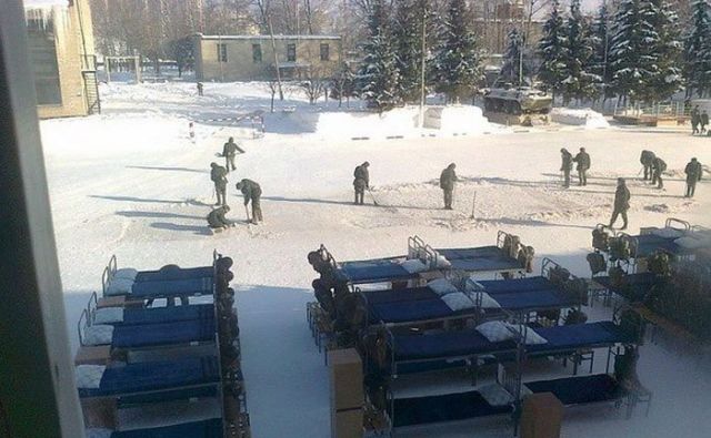 Фотоподборка армейских будней