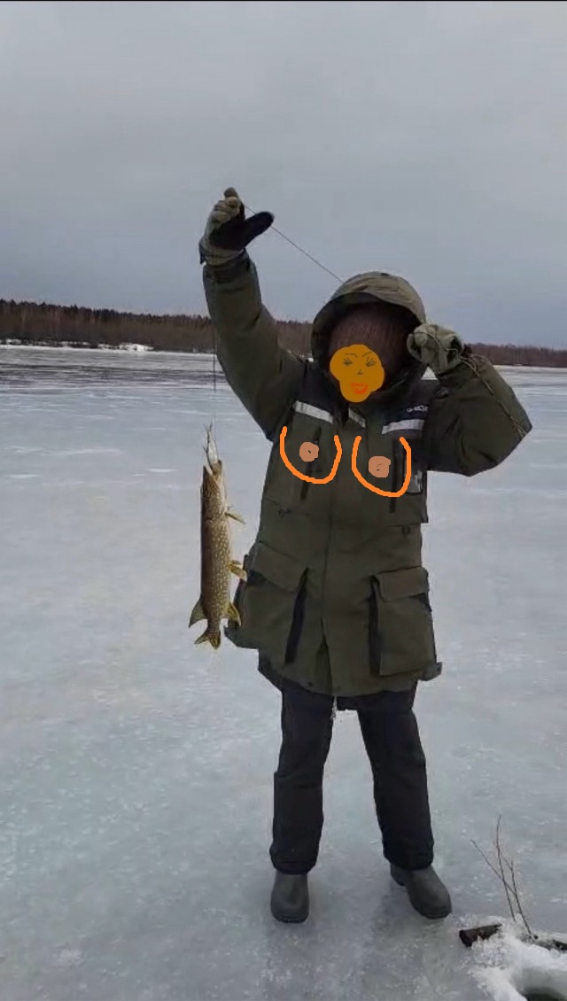 А я щуку поймала