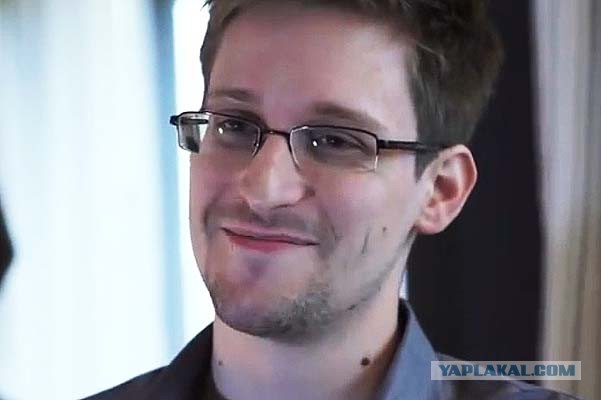 Сноуден слил российским спецслужбам все секреты