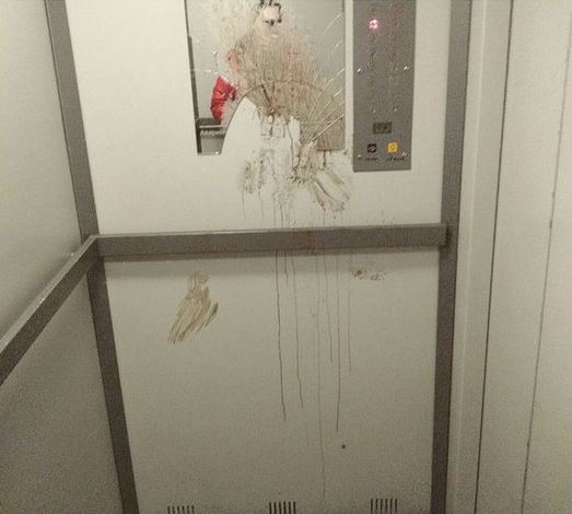 Разнесли лифт