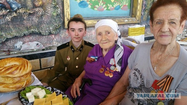 Средняя Азия решила отказаться от «георгиевских ленточек»