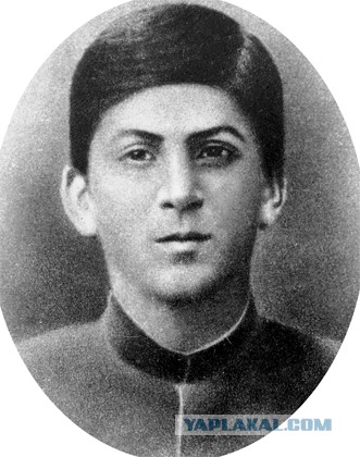 Знаменитости в молодости