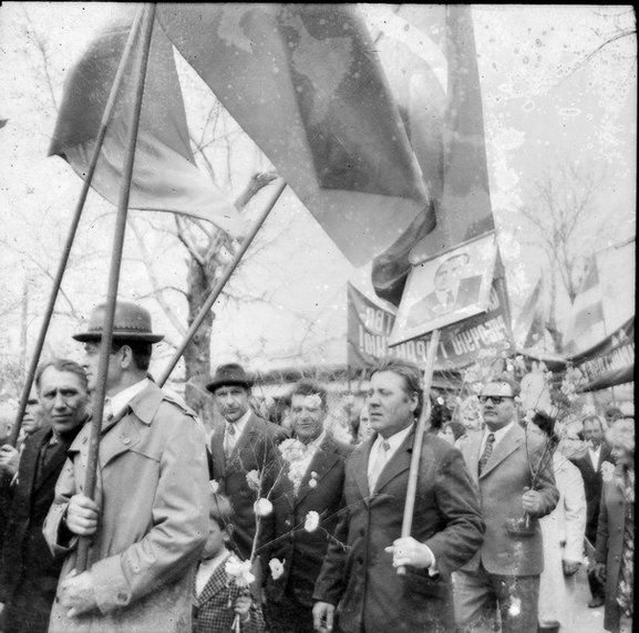 Первомай ранешних времён. Небольшая подборка фотокарточек