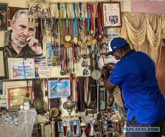 Впервые в истории: 5-е олимпийское золото подряд у легендарного кубинского борца греко-римского стиля Михаина Лопеса!⁠⁠