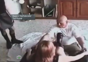 Митингующие штурмом взяли СБУ в Луганске