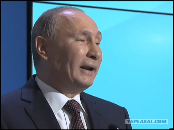 8 наших и зарубежных звезд, которые изуродовали себя пластикой
