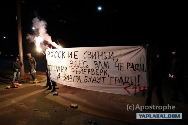 Работайте на родине. Российские пограничники развернули на границе украинских гастарбайтеров