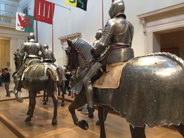 25 древних доспехов, сохранившихся до наших дней