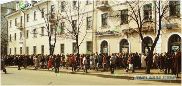 Витрины советских магазинов