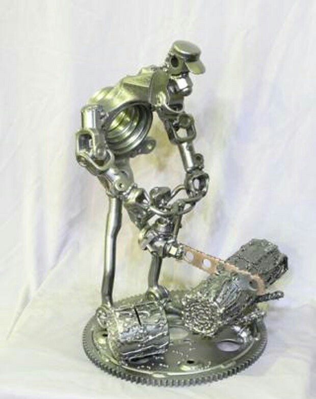 Чем занимаются слесаря, в свободное от работы время