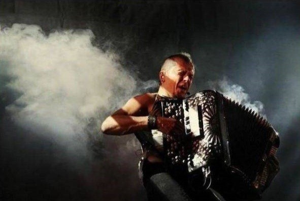 Волга, впадающая в Каспийское море, с борта МКС