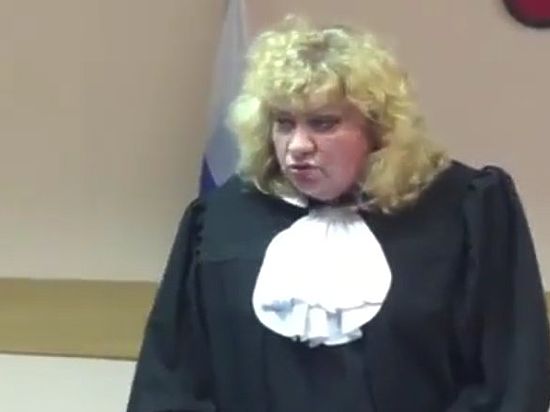 Дневник сотрудника сотовой компании: «Не пытайтесь обмануть оператора - мы записываем каждый ваш чих»