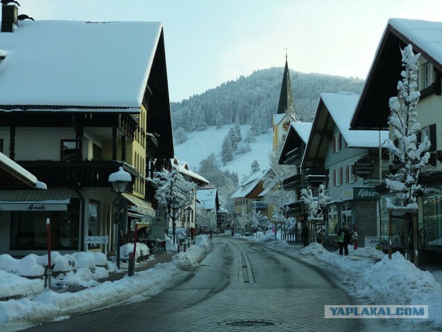 Сказочная деревушка в баварских Альпах