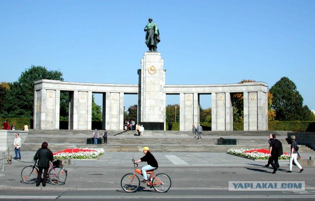 Яценюк приравнял Украину к фашистской Германии