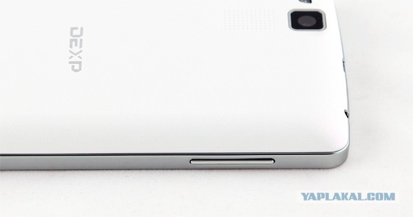 Красивый тонкий iPhone и толстый уродский Android