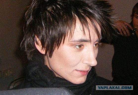 Иноагенту Zемфире - 49 лет.