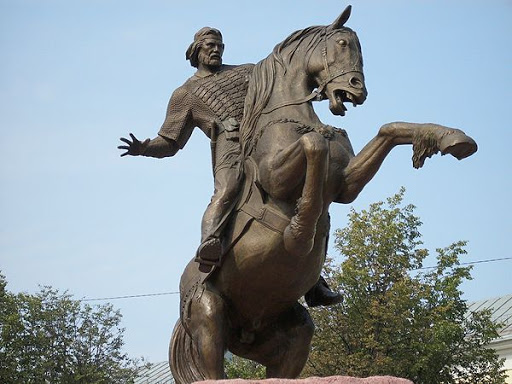 Интересные памятники вашего города