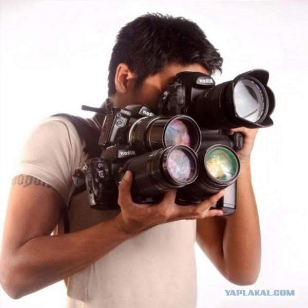 Тощая рыжая девчушка наприседала аппетитный зад