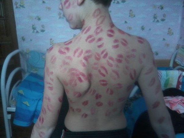 Ужасы и приколы из соцсетей 18+