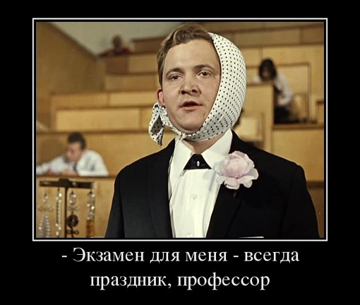 Видео с камер наблюдения воронежской школы, на входе в которую девушкам, по их словам, пришлось снимать нижнее белье
