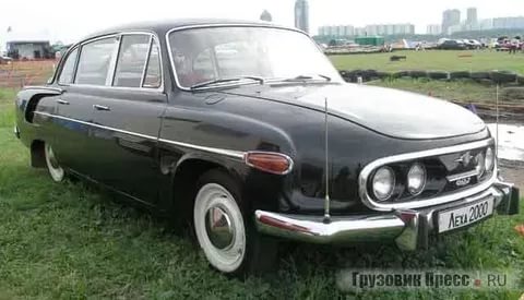 Эксклюзивные автомобили в России на старых фото