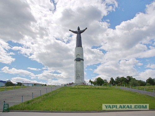 Уважая другую нацию, уважаешь себя.