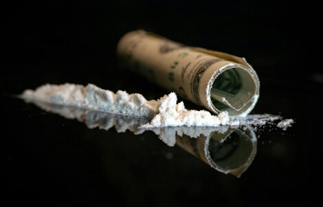 Почти 80% россиян высказались за уголовное наказание за употребление наркотиков