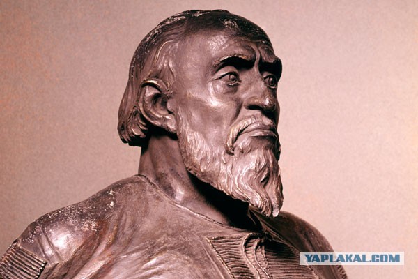 Иван Грозный, за жестокость прозванный Васильевичем.