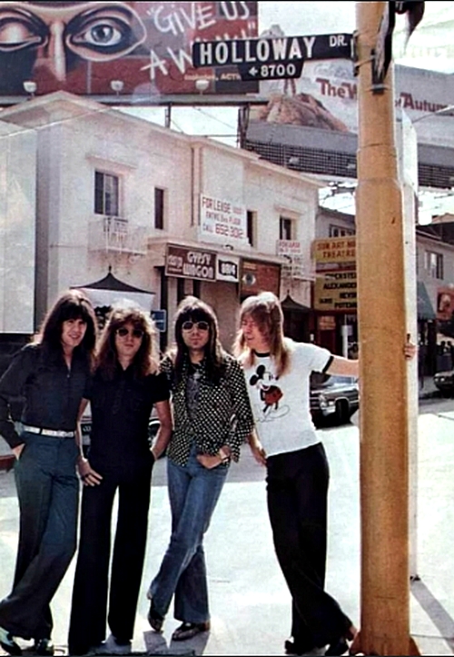The Sweet: Взгляд изнутри