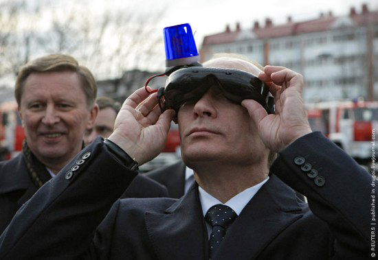 Что за "космический девайс" у него?