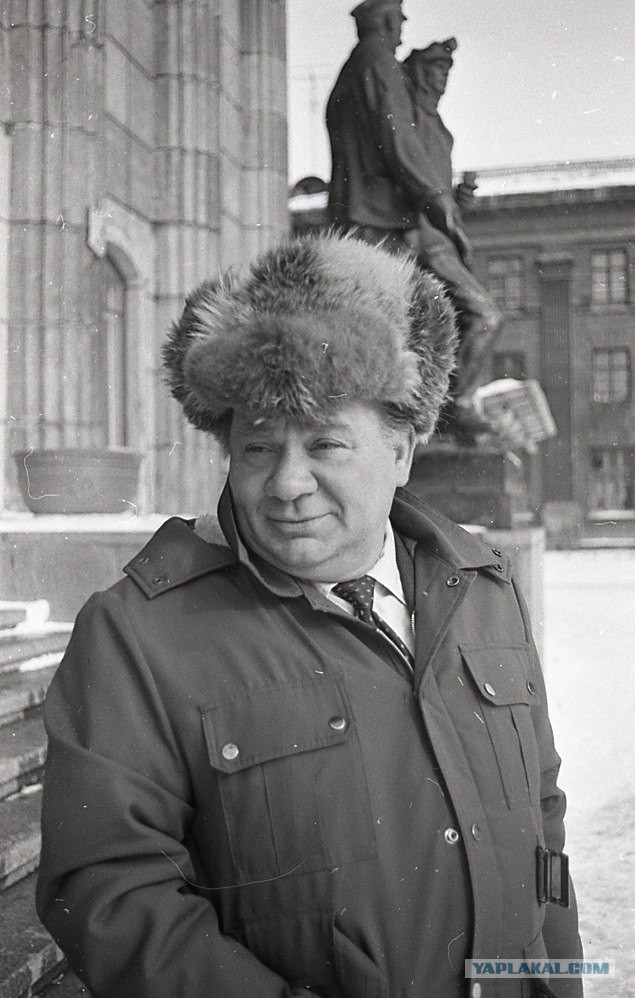 "А причём тут Джамбул?" "Потому что там тепло. Там мой дом, там моя мама..."