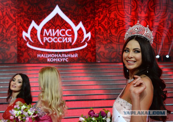 Ну осталось выбрать кто красивей