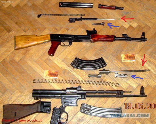 С памятника Калашникову спилили схему немецкой винтовки