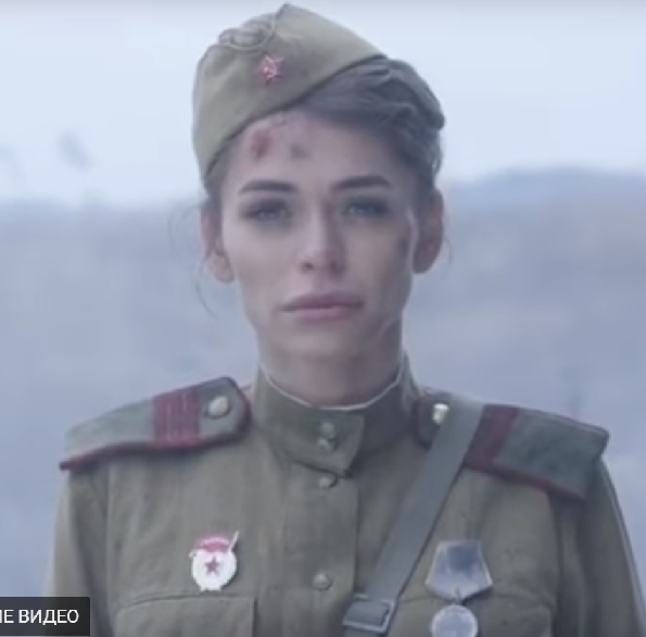 Контузия в губы...