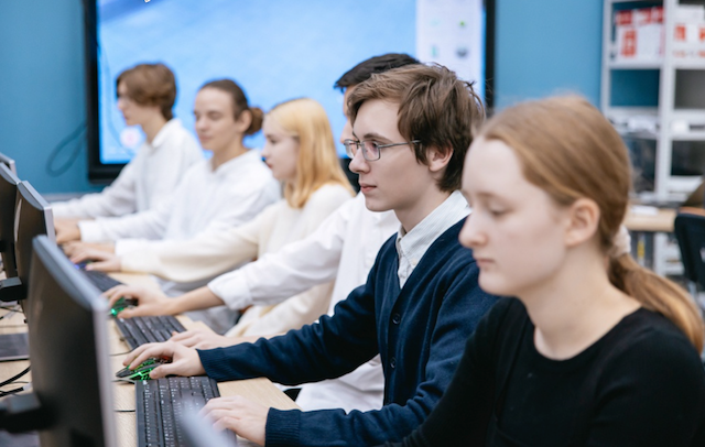 15 золотых, 9 серебряных медалей и абсолютный триумф