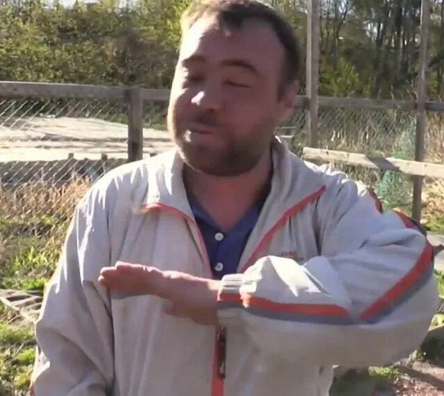 А я вот день рожденья не буду справлять...