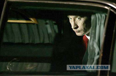 Жителей Волгограда спрятали от президента в автобус